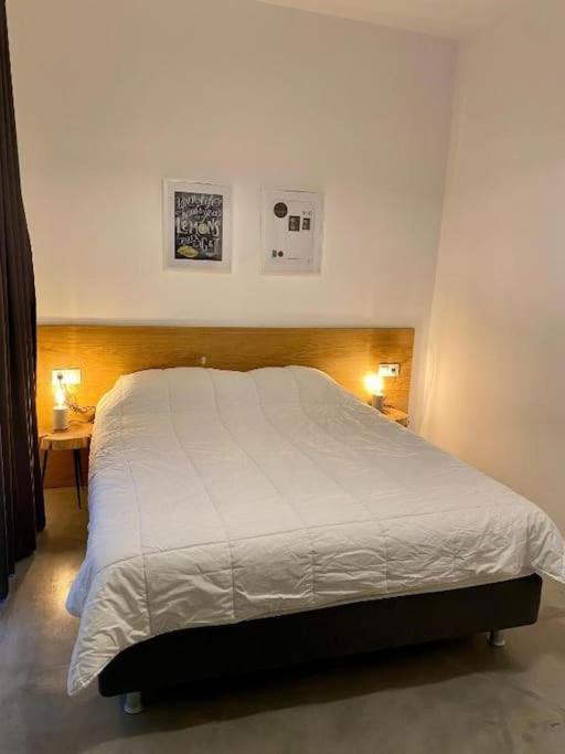 A Place 4U No10 - Garden-Level Getaway 2 Bedroom 2 Bathroom Apartment With Yard Athen Eksteriør bilde